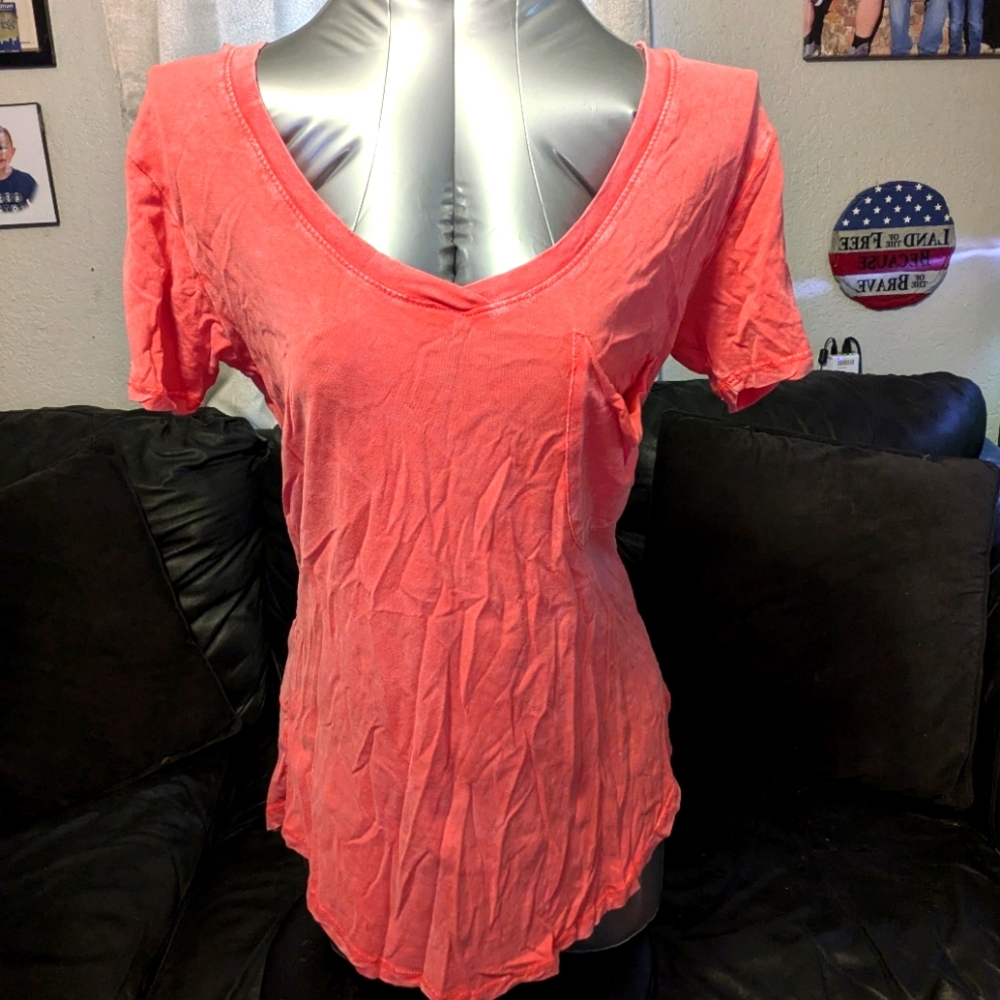 White Crow Small Vneck blouse